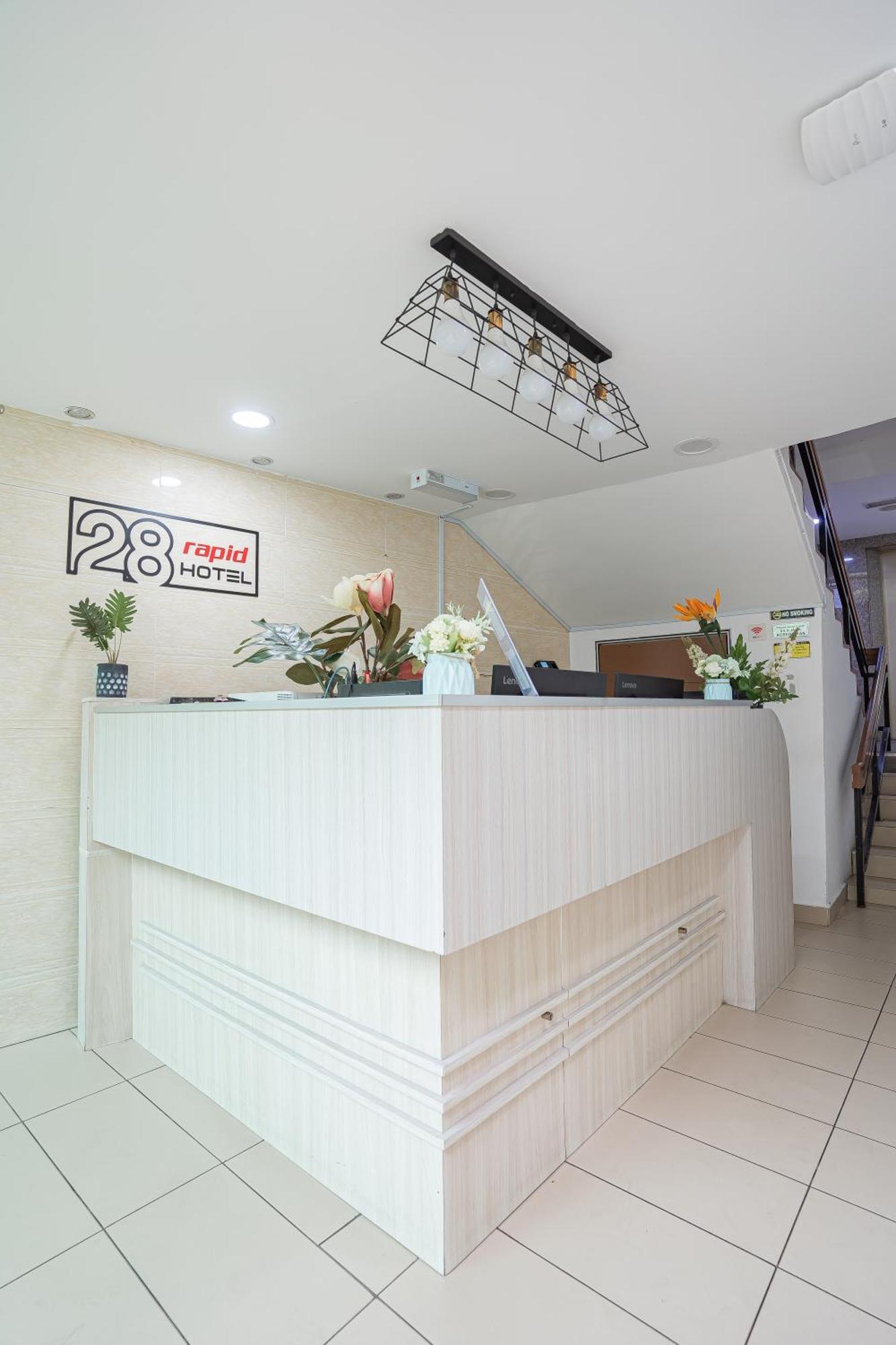 Hotel 28 Rapid Kuala Lumpur Exterior photo